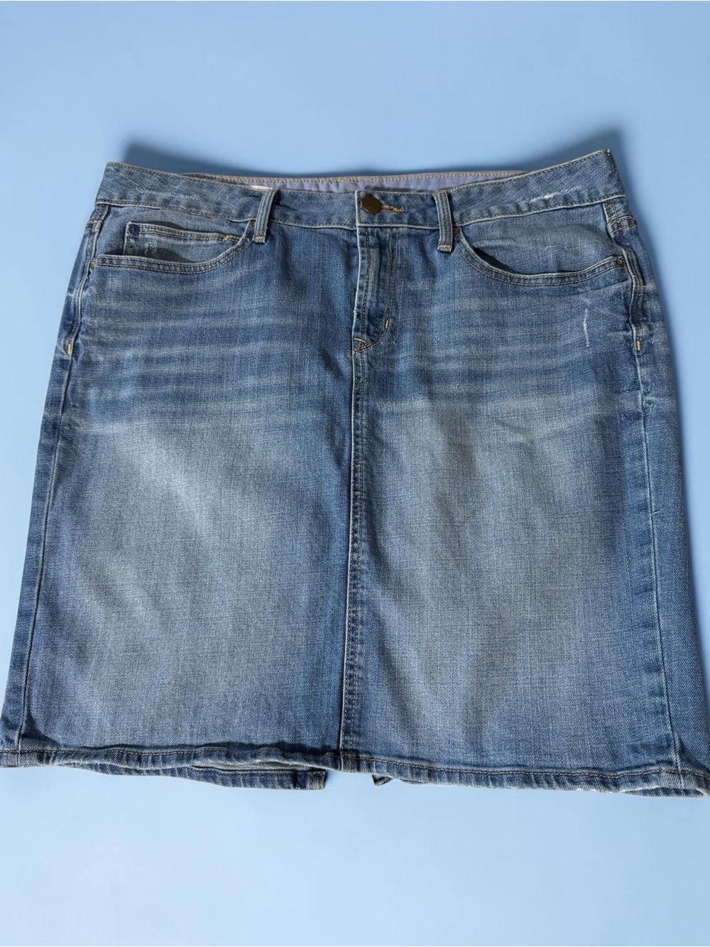 GAP Lightly Distressed Blue Denim Pencil Skirt- Size 14